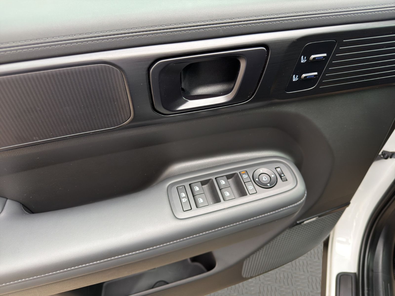Hyundai Santa Fe – Bild 12