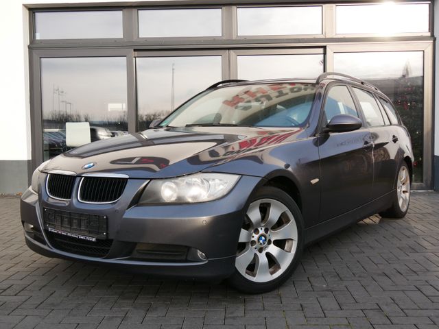 BMW 3 Touring 318i PANORAMA! PDC! TEILLEDER!