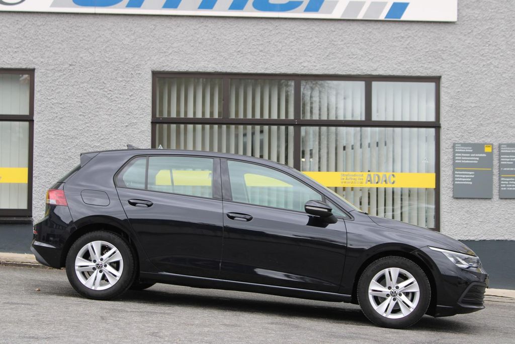 Image of Volkswagen Golf