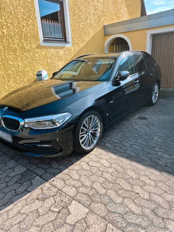 Image of BMW 520