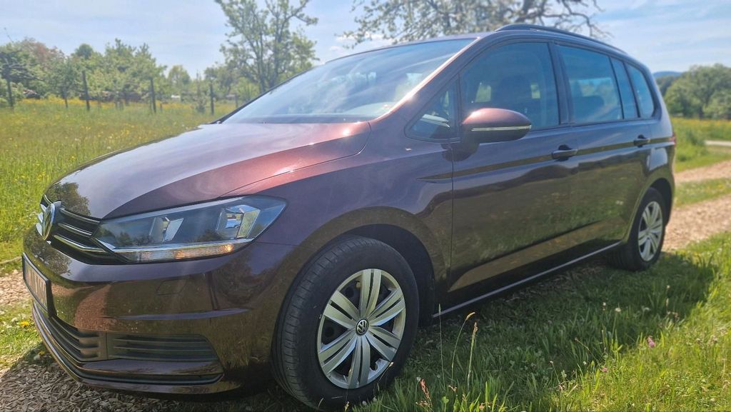 Image of Volkswagen Touran