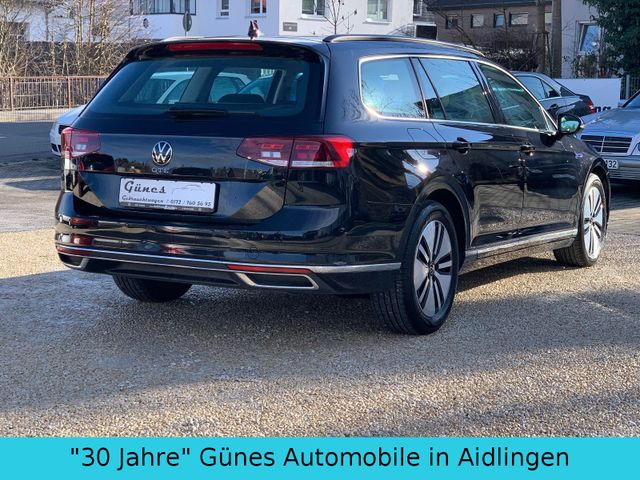 Volkswagen Passat Variant  GTE/DSG*Navi*AHK*Plug-In Hybrid