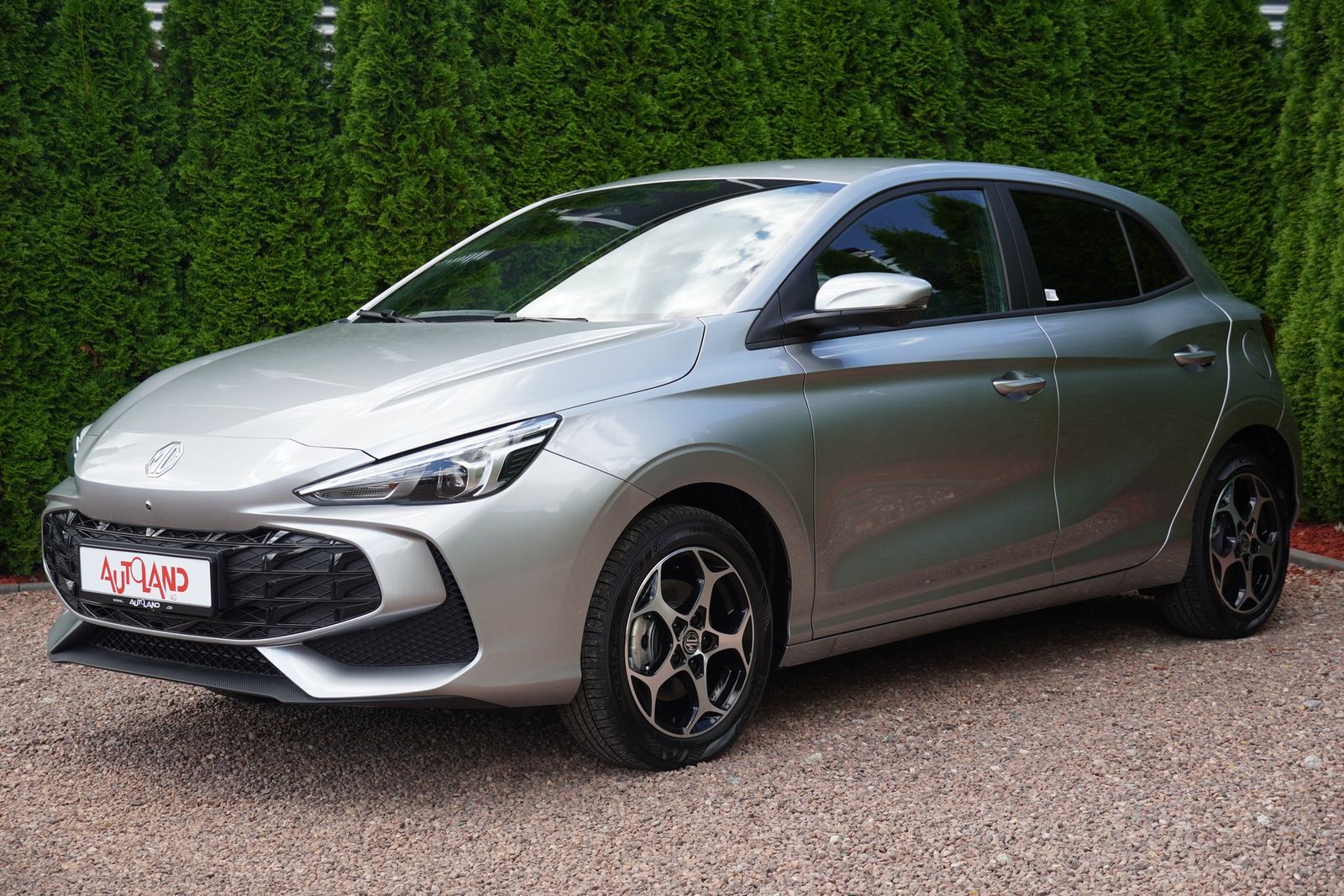 MG3 1.5 Hybrid Luxury Aut. LED ACC Navi 360° imagem 2