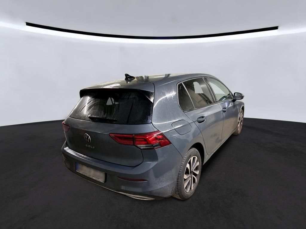 Fahrzeugabbildung Volkswagen Golf VIII TSI Active Standhzg. LEDplus Navi AID