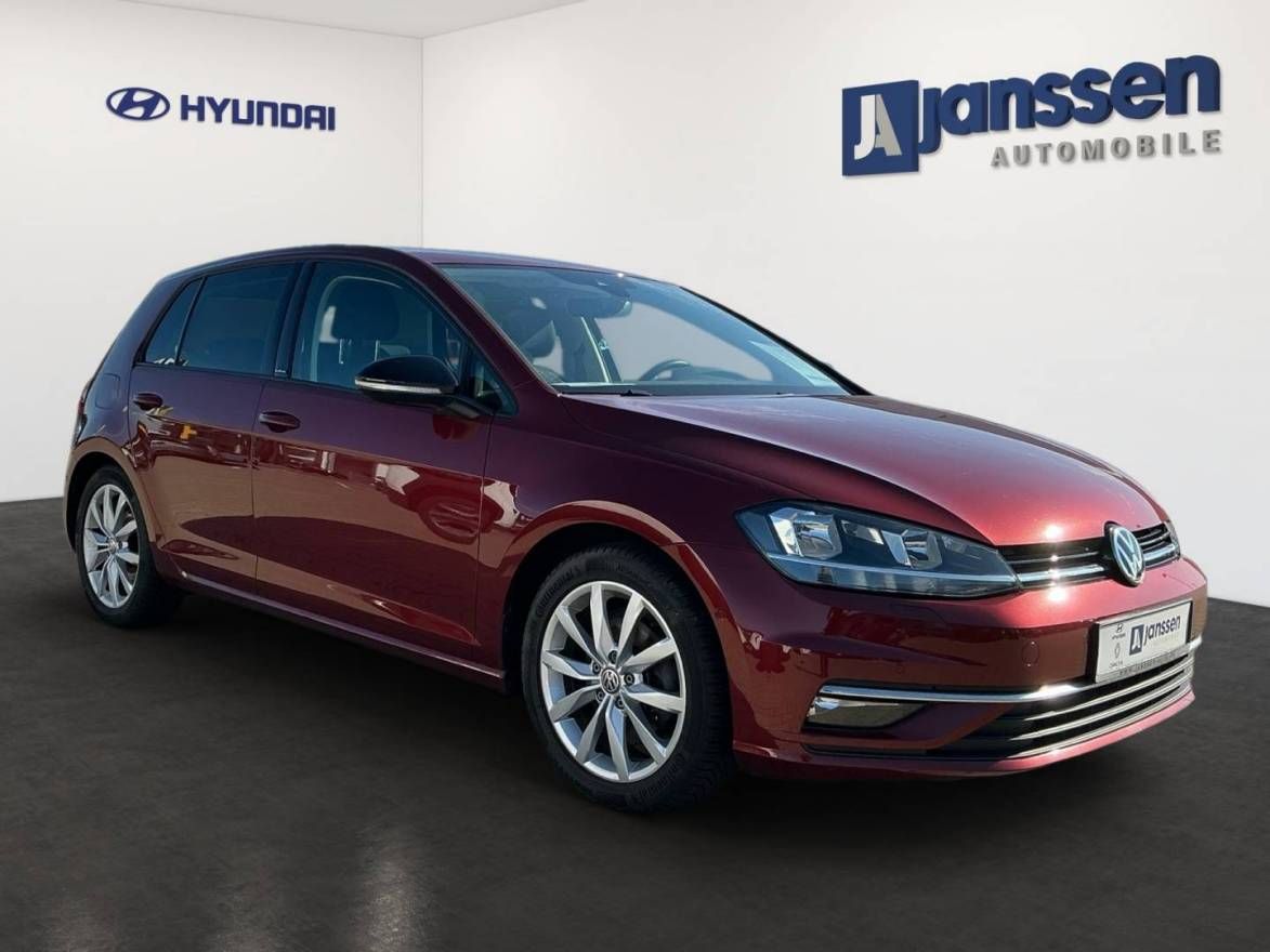 Fahrzeugabbildung Volkswagen Golf 1.5 TSI ACT OPF DSG IQ Drive