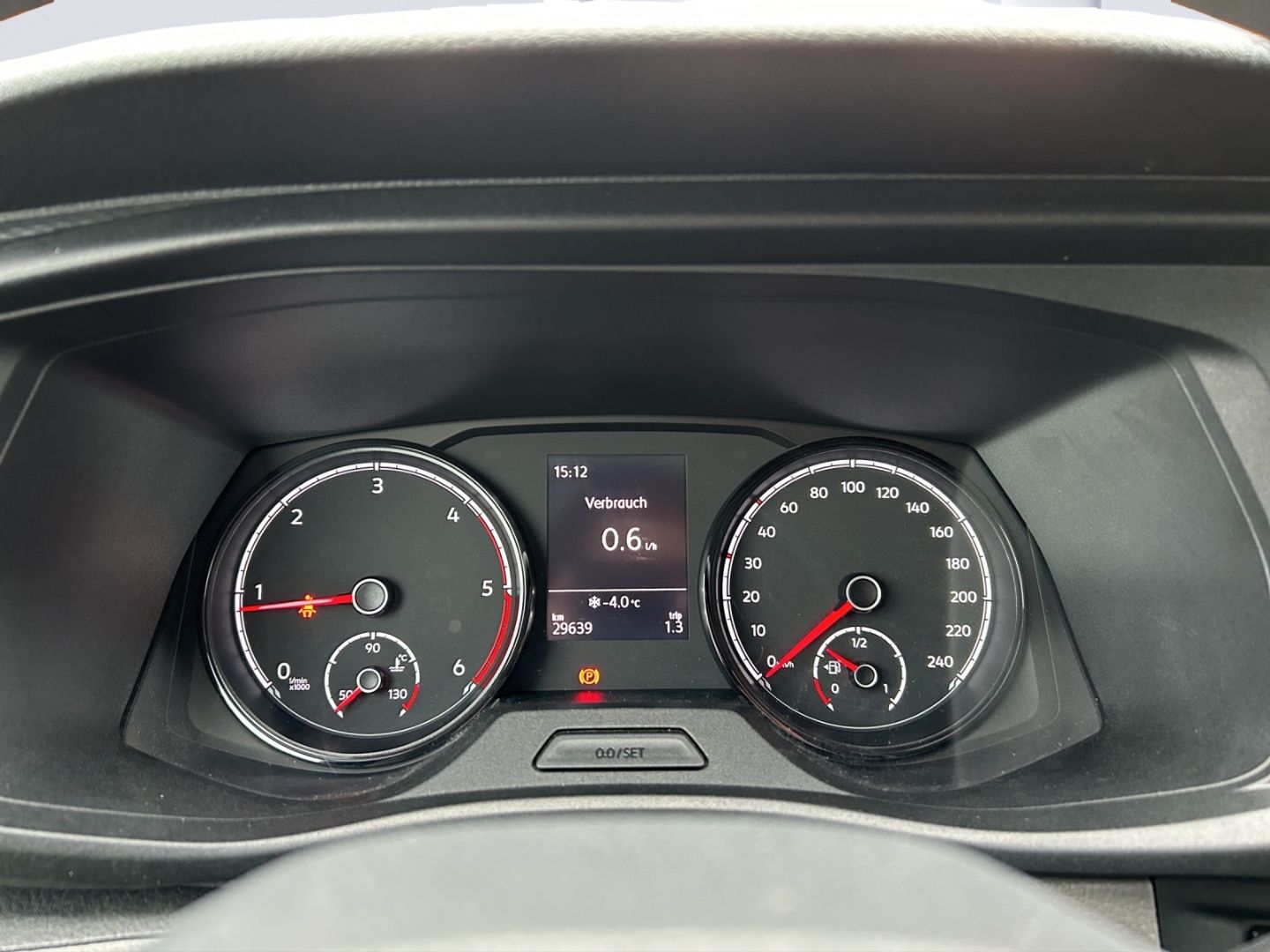 T6.1 Transporter Kasten kurzer Radstand AHZV PDC