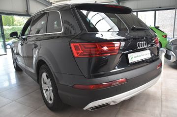 Audi Q7 - 8