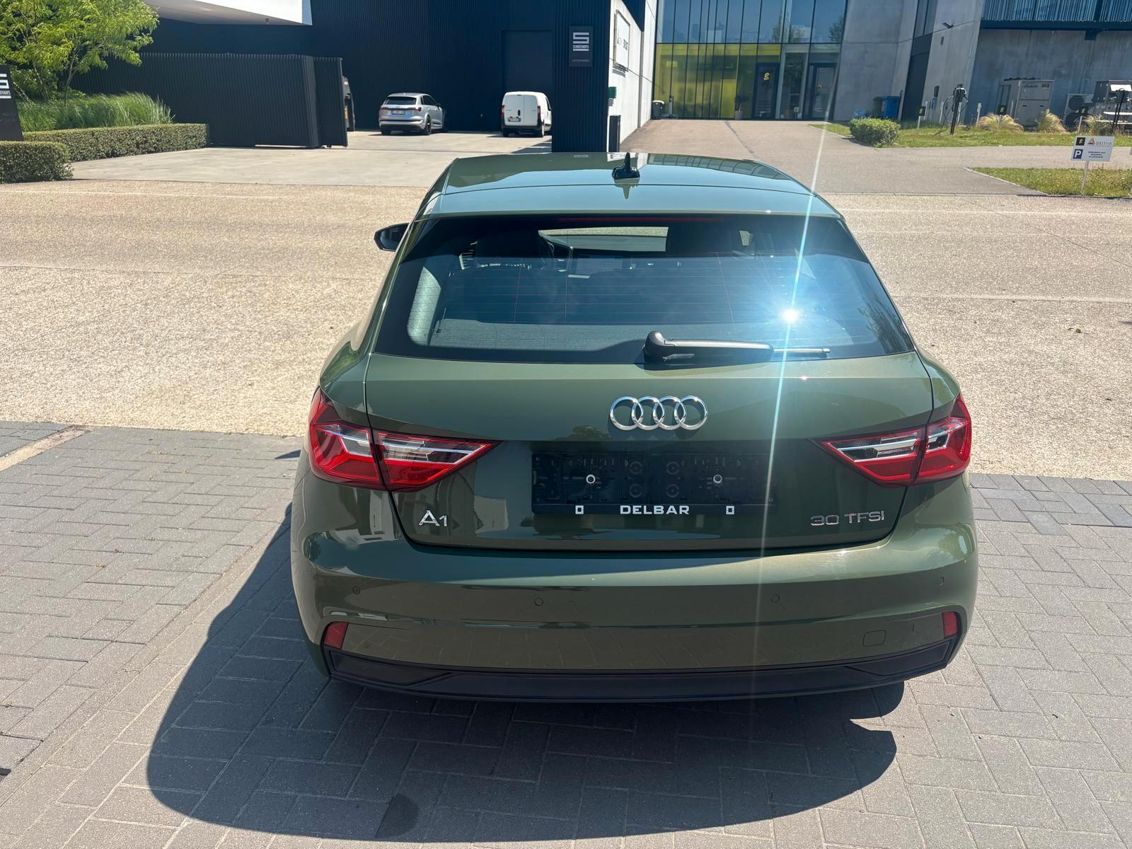 Audi A1 SPORTBACK 30 TFSI 110PS STYLE LEDER NAVI