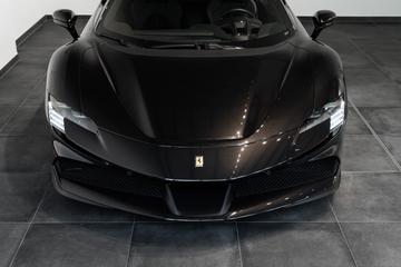 صورة 3 لـ 2020 Ferrari SF90