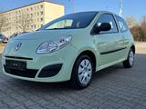 Renault Twingo Authentique 1.2*66Tkm*Zahnr.neu*TÜV neu - Renault Twingo in Halle