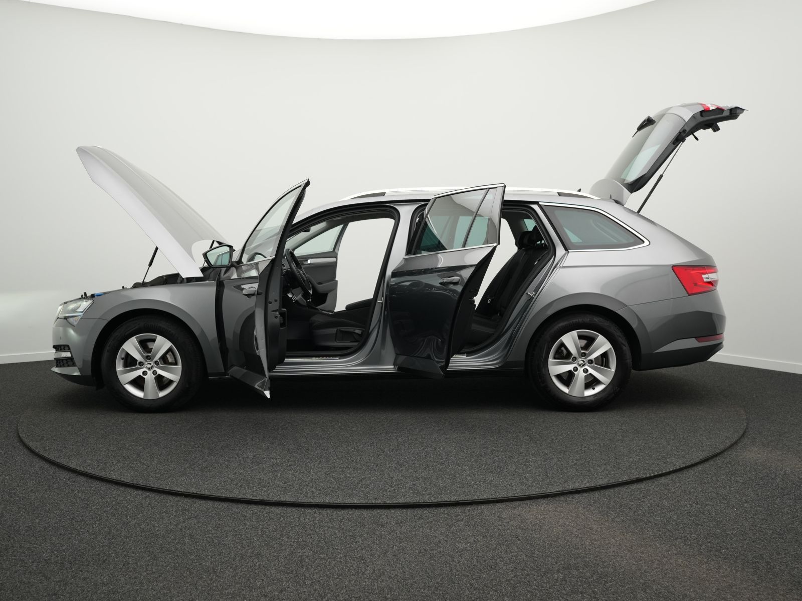 Skoda Superb - Bild 40