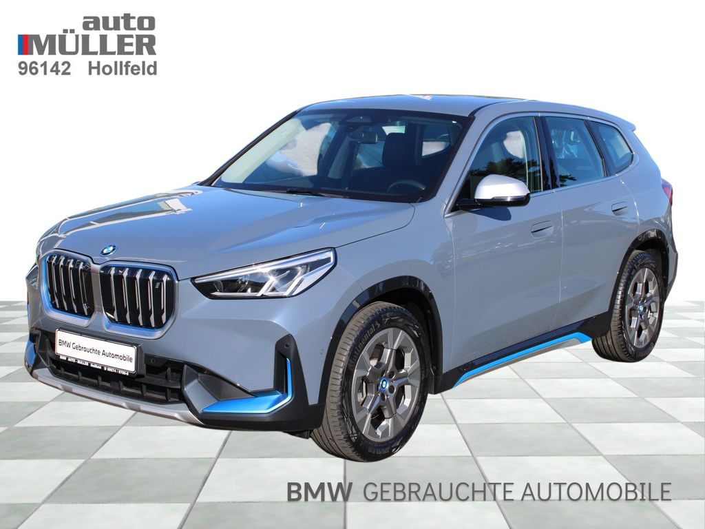 Image of BMW iX1