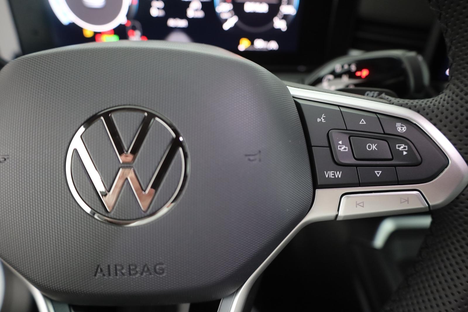 Volkswagen T-Roc R-Line 1.5 eTSI DSG n.Modell LED ACC AHK