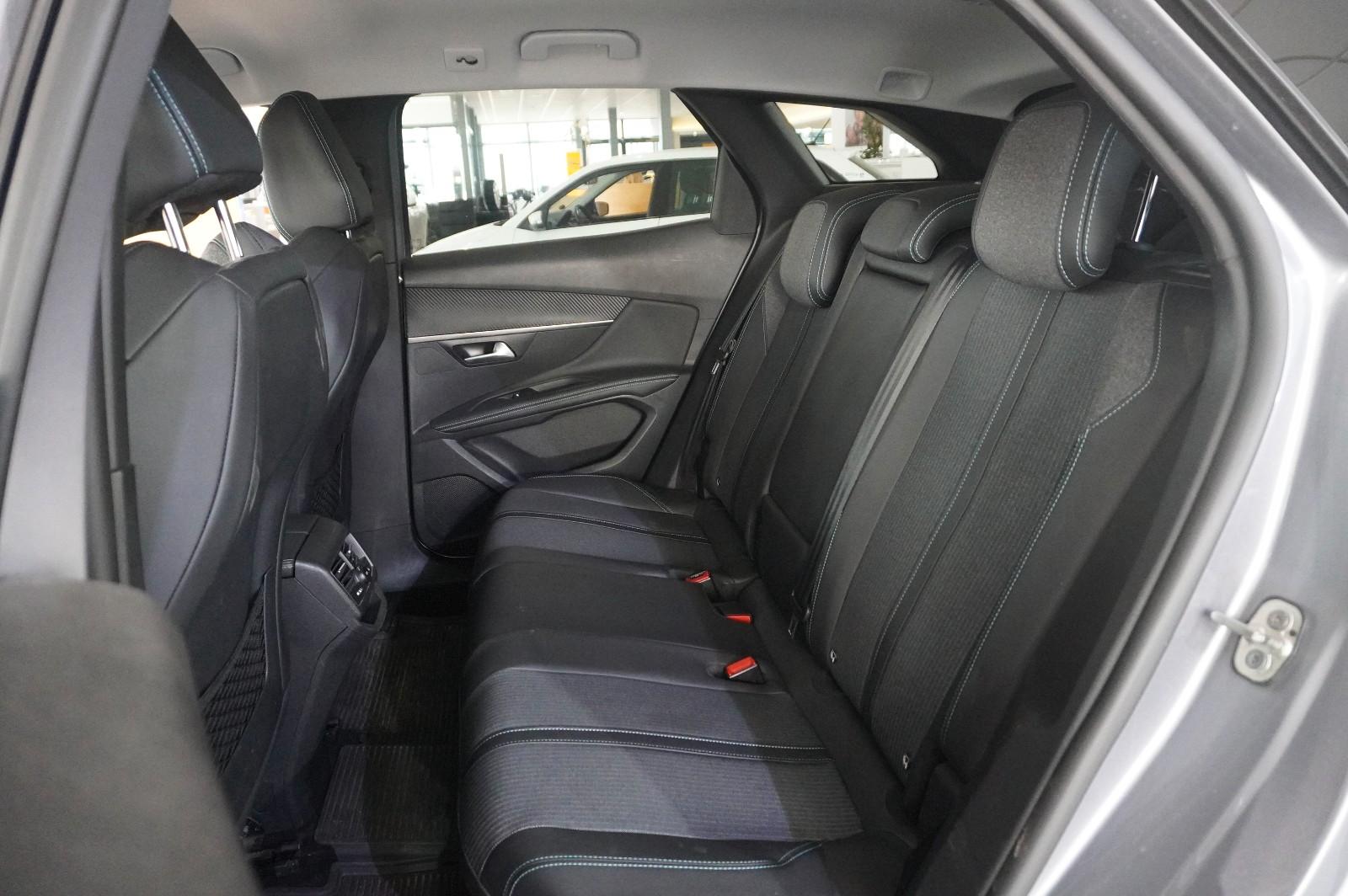 Peugeot 3008 1.5D ALLURE NAVI/LED/KAMERA/SPORT/VIRTU/AHK