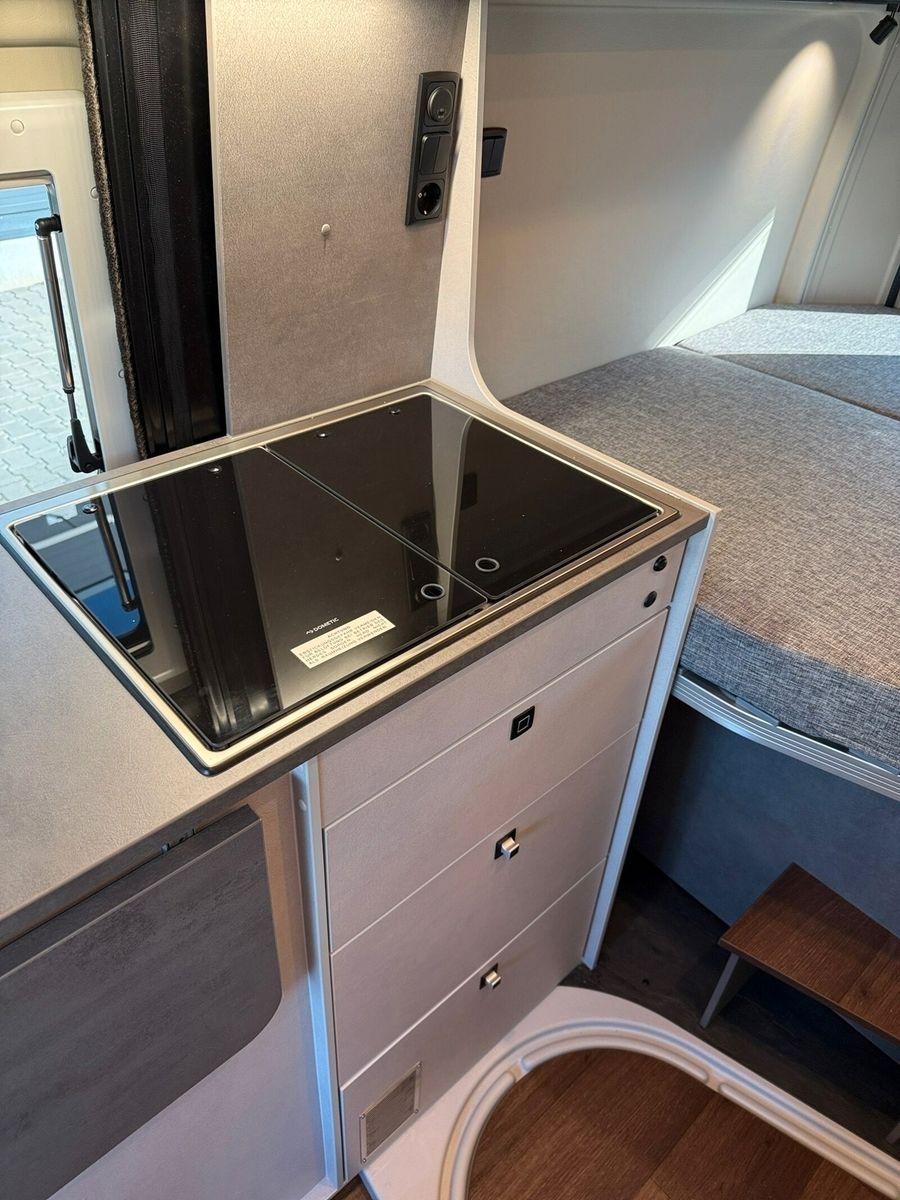 Fahrzeugabbildung Pössl Summit Shine 540 R Citroen 140 PS Premium Paket