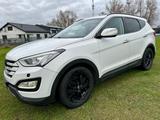 Hyundai Santa Fe Style 4WD - Hyundai SANTA FE: Style