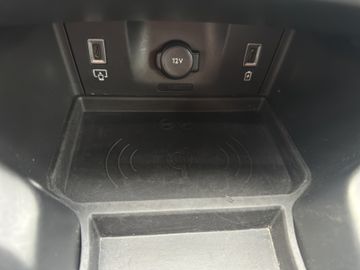 DS Automobiles DS 7 Performance Line HDI 130 Navi+SHZ+RFK+LM