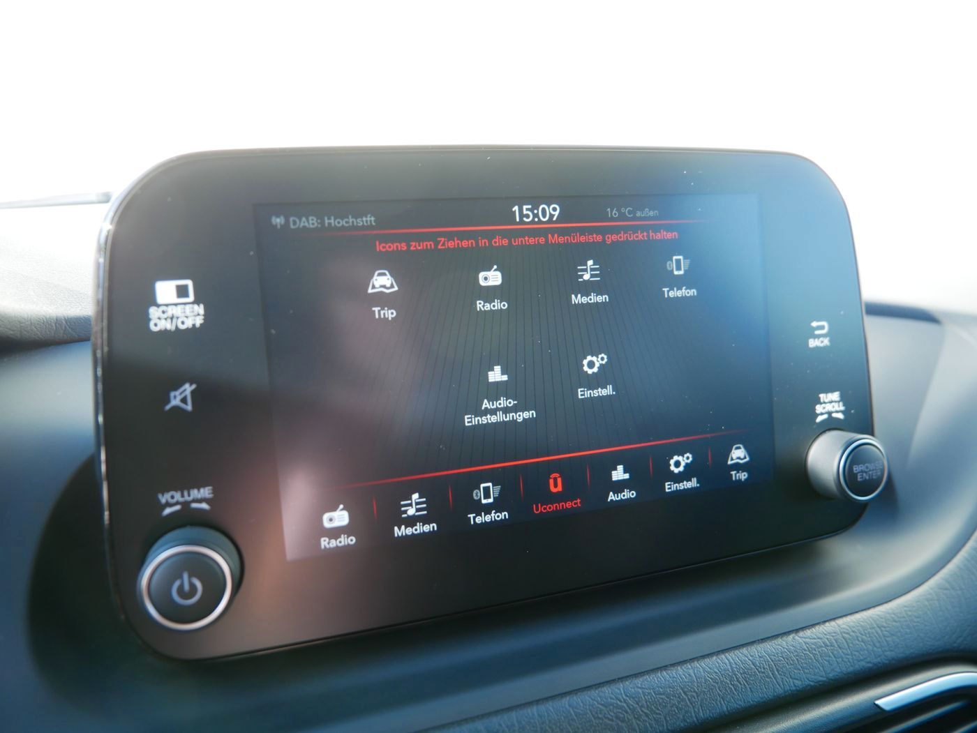 Fahrzeugabbildung Fiat Tipo HB 1.0 City Life Kamera SHZ Klimaautom. ALU