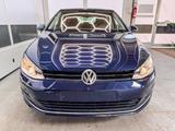 Volkswagen Golf LOUNGE KLIMAAUTOMATIK TEMPOMAT SHZ PDC 1... - Limousine bis 10.000 Euro