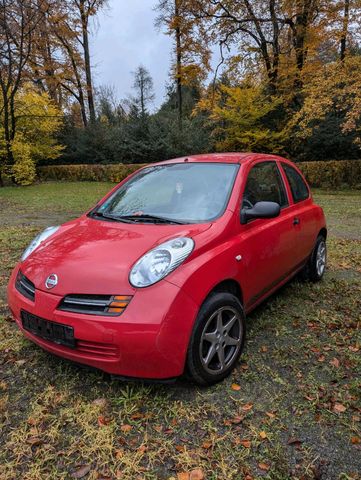 Nissan Micra in rot fahrbereit ohne TÜV