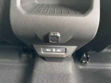 Dacia Duster hybrid 155 Journey