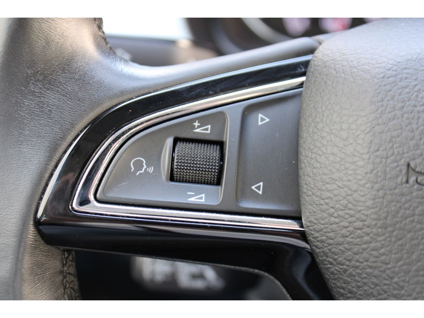 SKODA Fabia Combi Ambition 1.0 TSI DSG ACC LED DAB RFK - Image 18