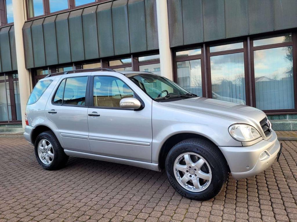 Mercedes-Benz ML 500