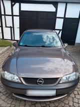 Opel Vectra B , 1.6 16v - gebrauchte Opel Vectra aus dem Jahr 1997
