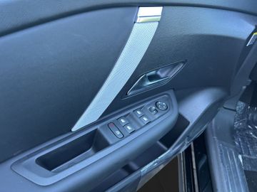 Citroën C4 Hybrid 145 Max KAMERA LED SHZ NAVI ALU