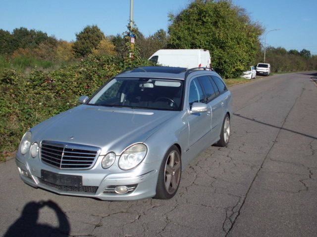 Mercedes-Benz E 320 CDI T AVANTGARDE     Klima - el.SD + Leder