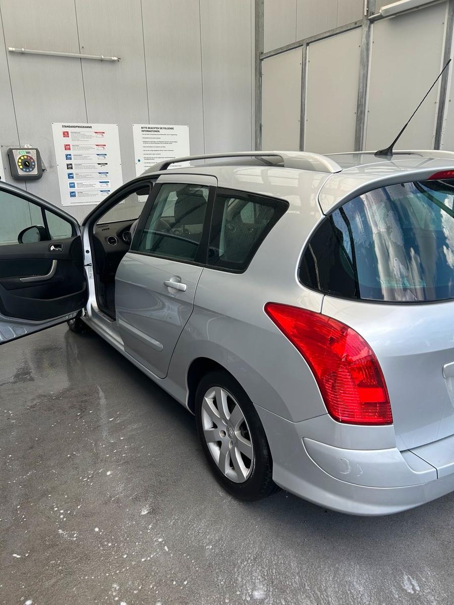 Peugeot 308 2008 — photo 6