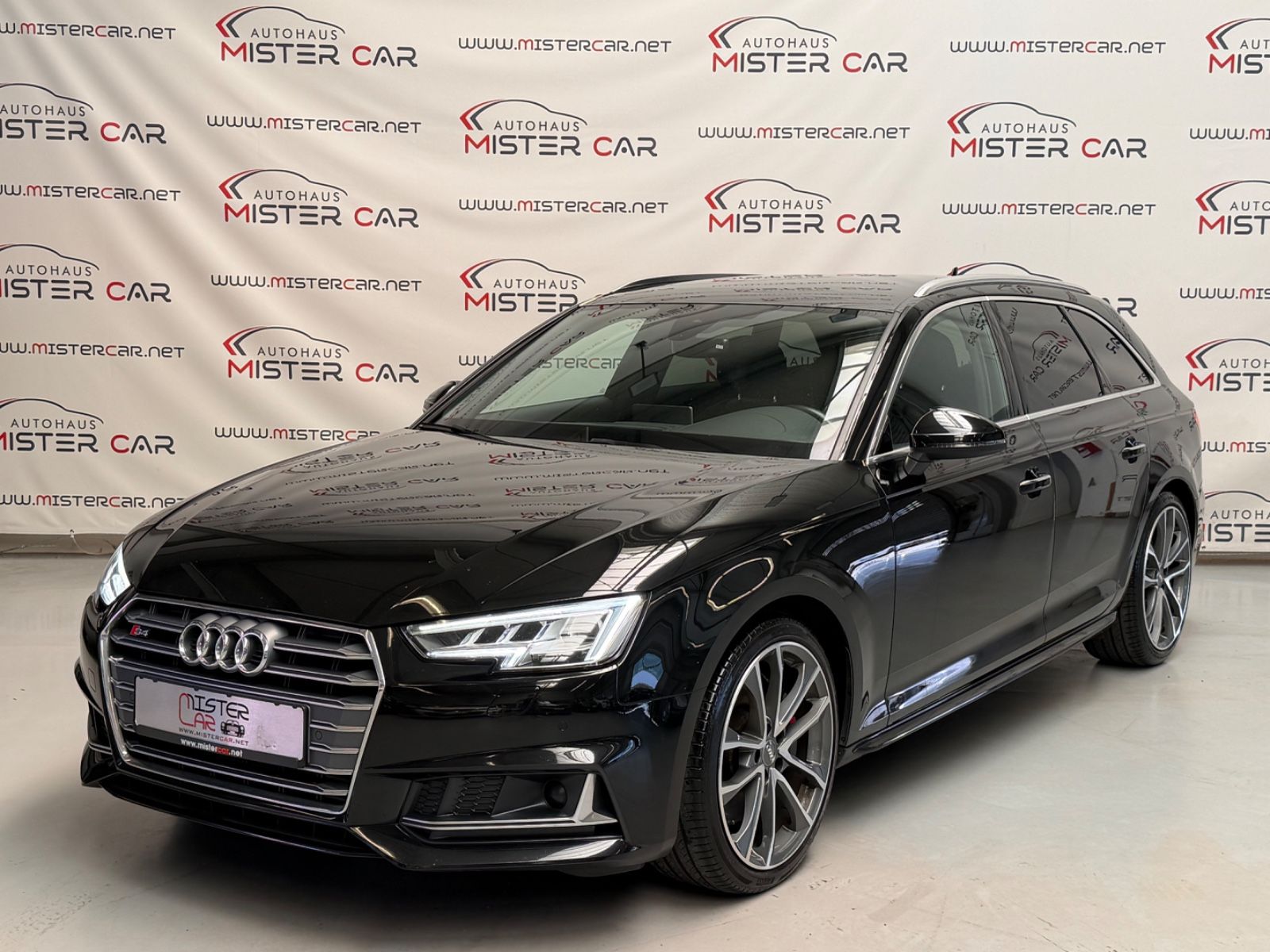 AUDI S4 3.0TFSI quattro VIRT/MATRIX/AHK/ACC/KAM/KEY