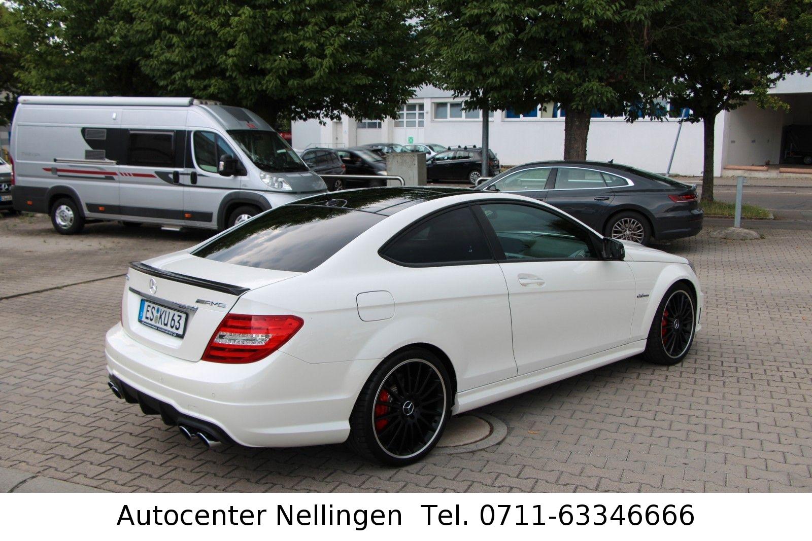 Mercedes-Benz C 63 AMG Coupe AMG Performance 487 PS