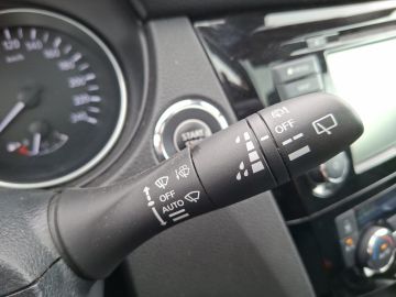 Nissan Qashqai Zama 1.3 DIG-T DCT °Navi°RFK°SHZ°Keyless