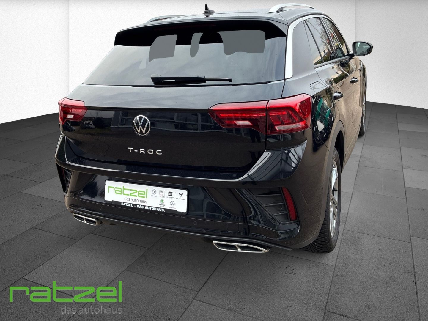 Fahrzeugabbildung Volkswagen T-Roc R-Line 1.5 TSI DSG LED ACC Dig. Cockpit Li
