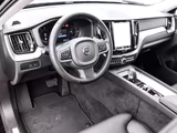Volvo XC60 Core Recharge Plug-In Hybrid AWD StandHZG D - Volvo XC60: Schwarz