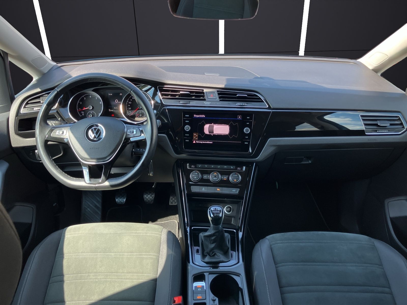 Fahrzeugabbildung Volkswagen Touran Highline BMT/Start-Stopp LED Climatronic