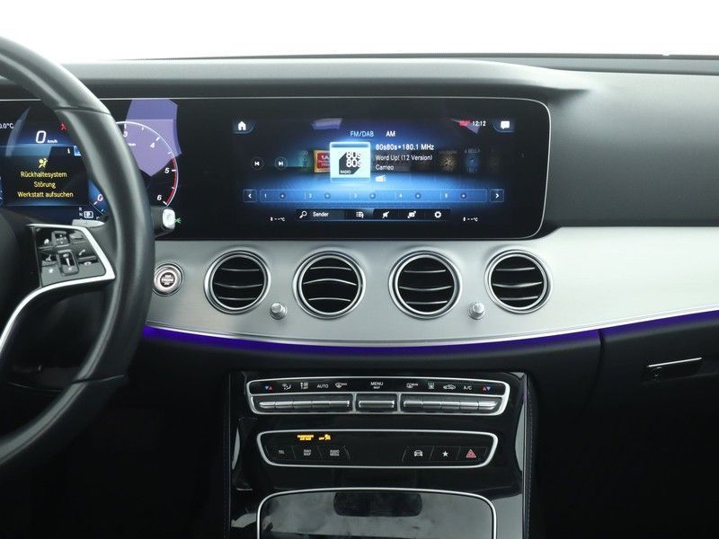 Fahrzeugabbildung Mercedes-Benz E 220 T d AVANTGARDE, Standheizung, MBUX Premium