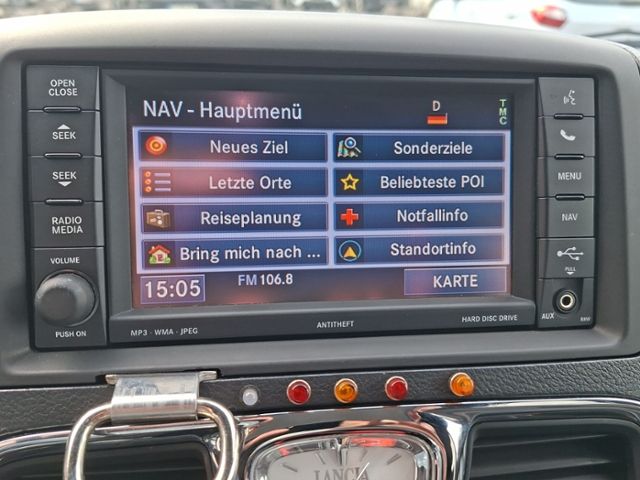 Fahrzeugabbildung Chrysler Voyager S Paravan Rollstuhlumbau