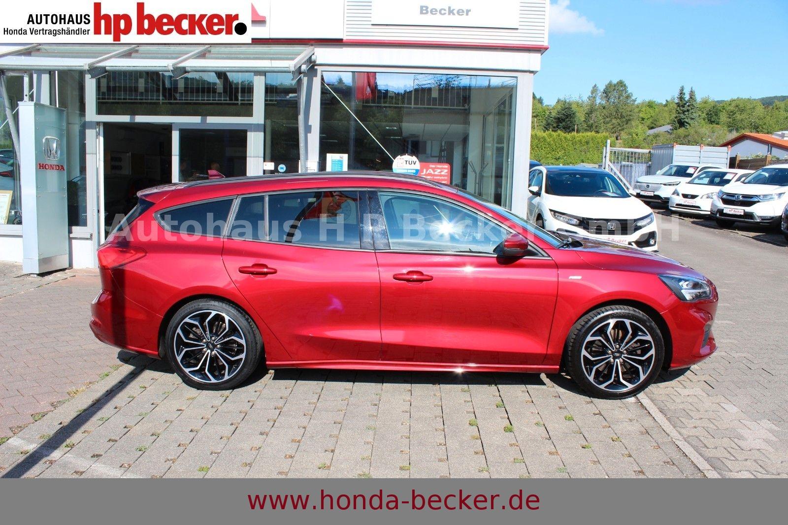 Ford Focus Turnier ST-Line NAVI  WINTERRÄDER KAMERA