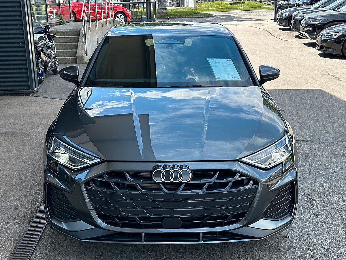 Audi A3 Sportback 30 TFSI S-Line S-Tronic imagem 3