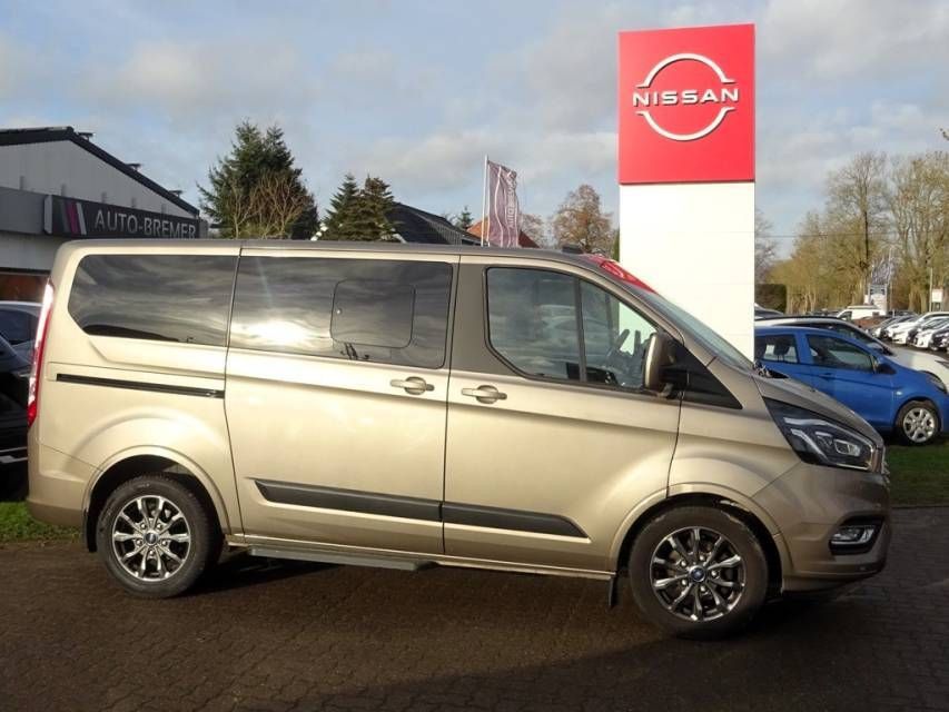 Fahrzeugabbildung Ford Tourneo Custom 2.0 TDCi 320 L1 Trend  AHK