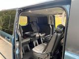 Ford Tourneo Custom 2.0EcoBlue D Chroma-Blau Metallic - : Blau, Metallic