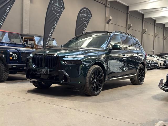 Image of BMW X7