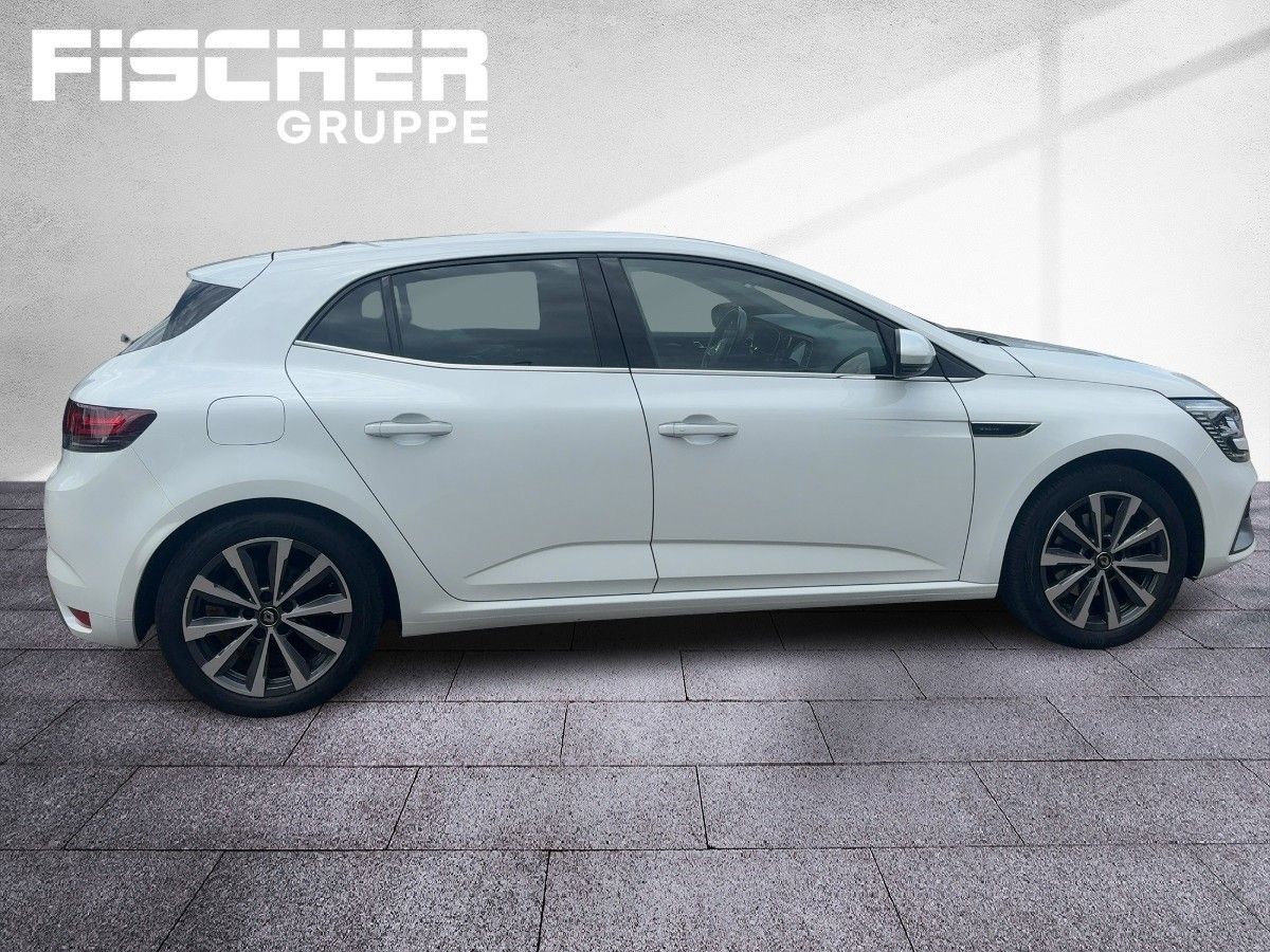 Fahrzeugabbildung Renault Megane 5-Türer R.S. LINE TCe 160 EDC HUD SHZ