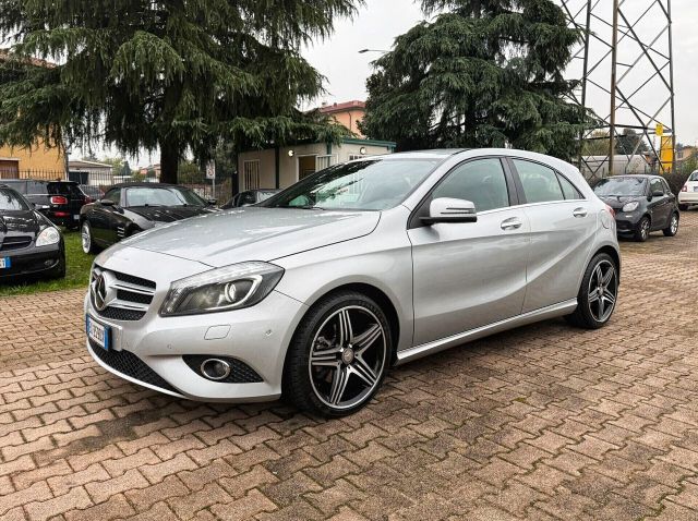 Mercedes-Benz Mercedes-benz A 200 Sport AUTOMATICA NAVIGA '18 