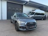 Audi Q5 40 TDI quattro S-line,Standhz,Ahk,Cam,20"Alus - Audi Q5 mit Diesel-Antrieb: Grau, Automatik