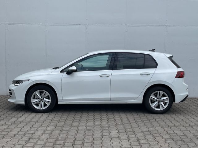 Golf VIII 1.5 eTSI DSG Life Kamera/ACC/App-Con.