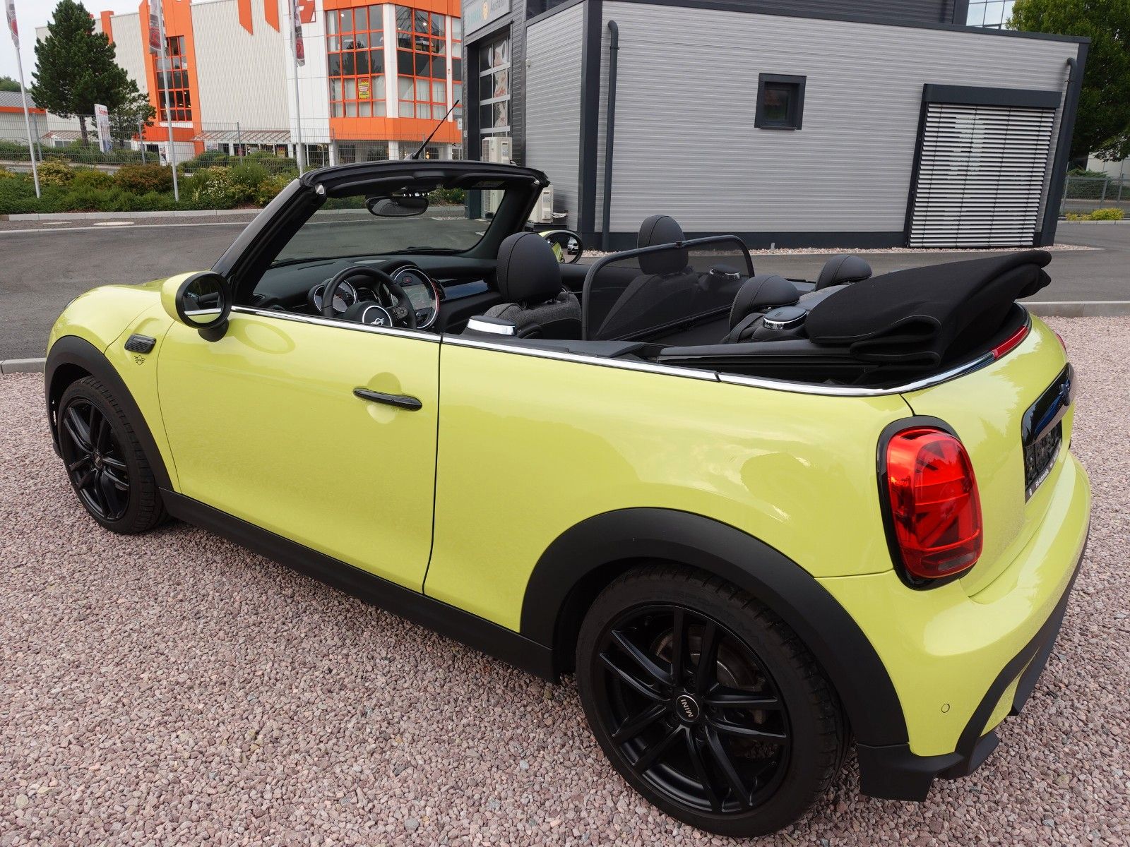 Fahrzeugabbildung MINI Cooper Cabrio Aut. I.Hd Navi CarPlay ZestyYellow