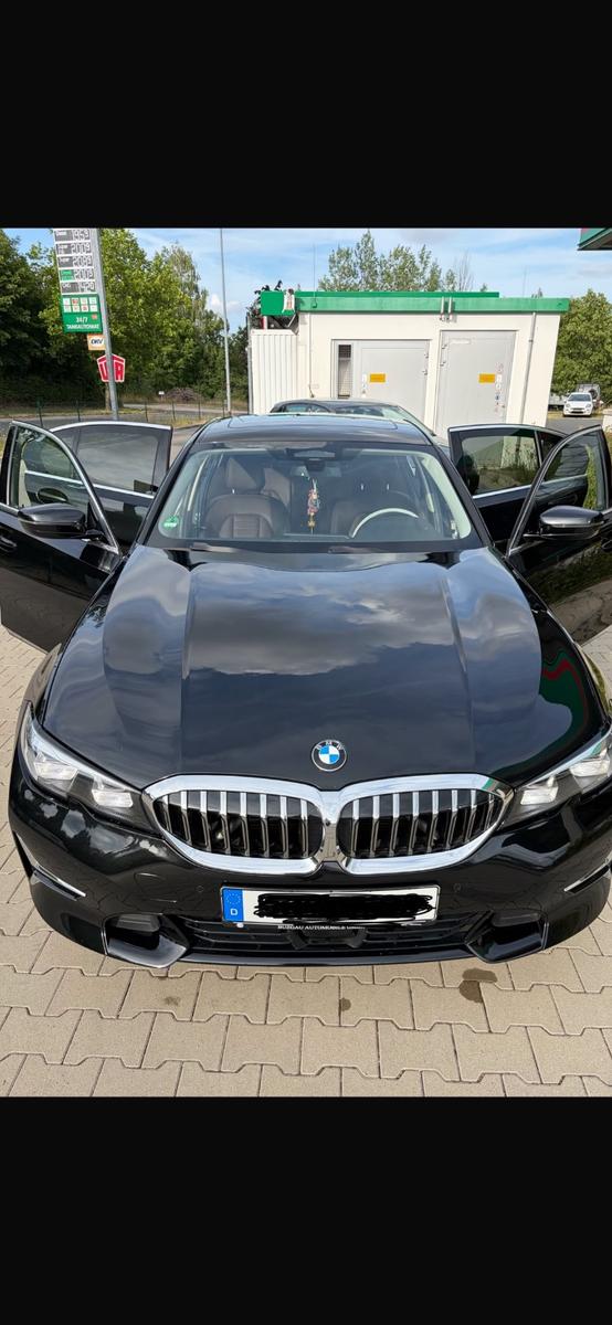 BMW 320i xDrive Automatik -
